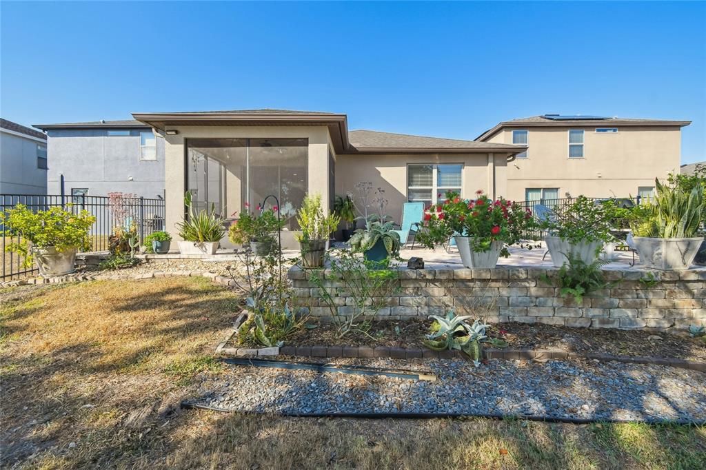 En Venta: $369,000 (3 camas, 2 baños, 1556 Pies cuadrados)