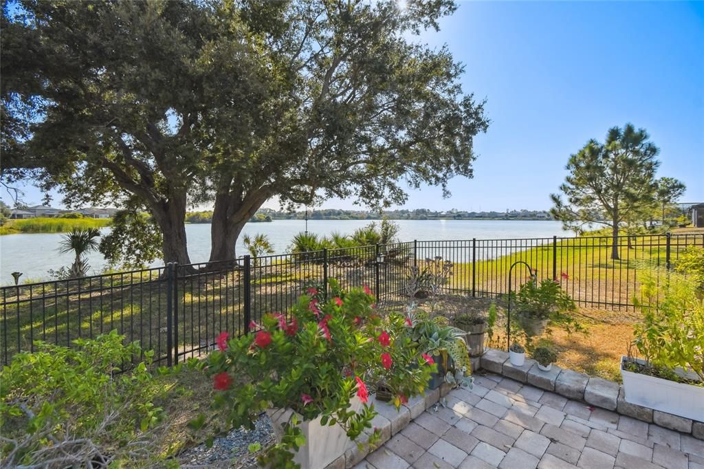 En Venta: $369,000 (3 camas, 2 baños, 1556 Pies cuadrados)