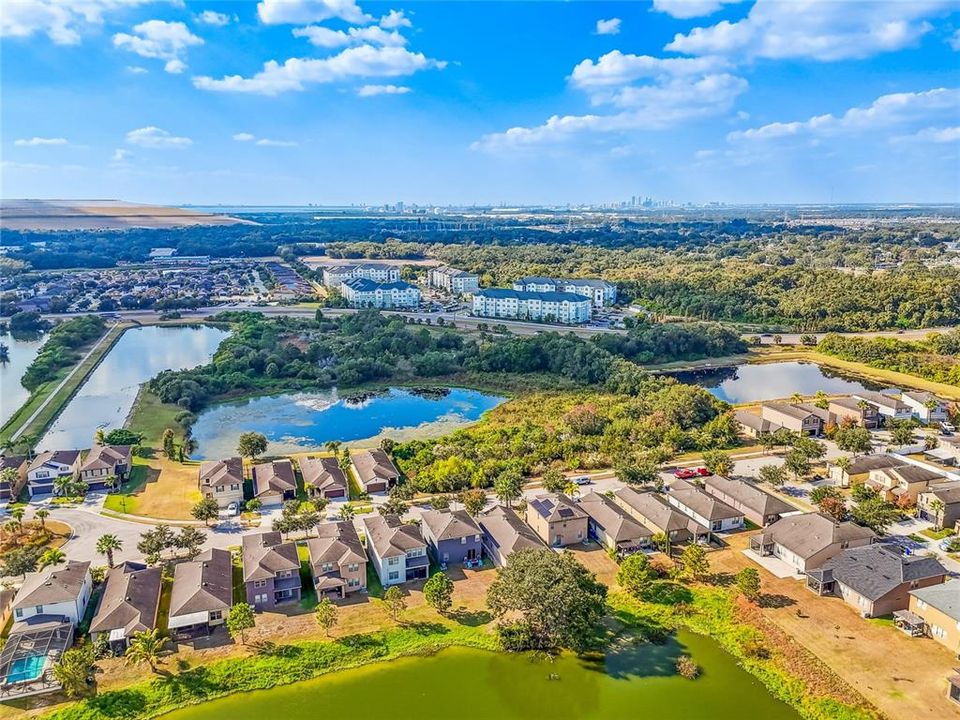 En Venta: $369,000 (3 camas, 2 baños, 1556 Pies cuadrados)