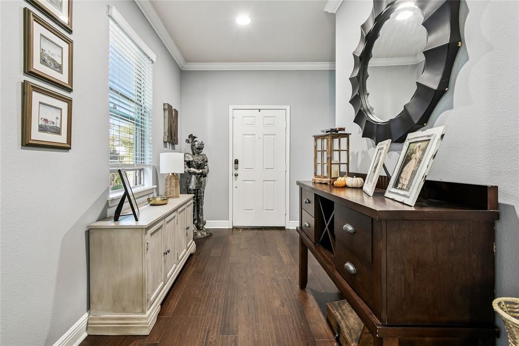 En Venta: $369,000 (3 camas, 2 baños, 1556 Pies cuadrados)