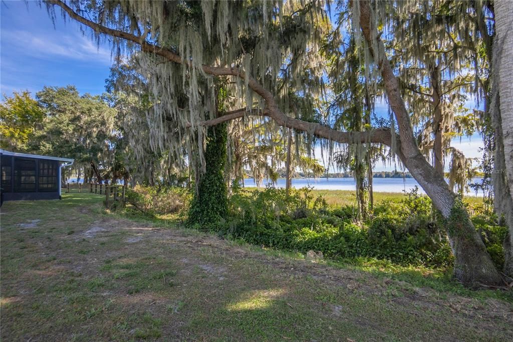 待售: $230,000 (2 贝兹, 2 浴室, 1312 平方英尺)