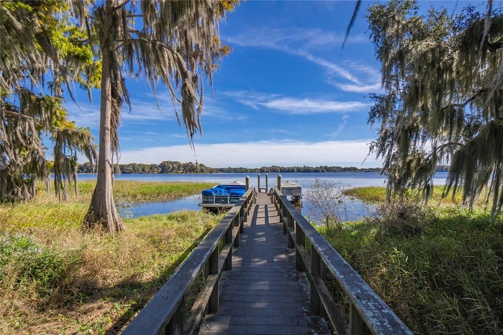 待售: $230,000 (2 贝兹, 2 浴室, 1312 平方英尺)