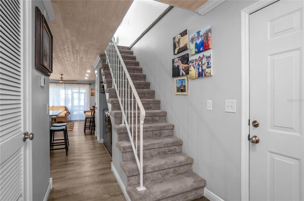 待售: $230,000 (2 贝兹, 2 浴室, 1312 平方英尺)