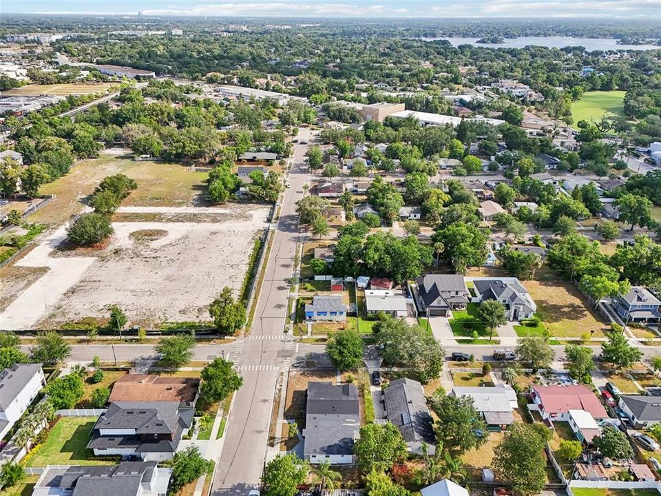 出租: $3,700 (5 贝兹, 3 浴室, 2132 平方英尺)