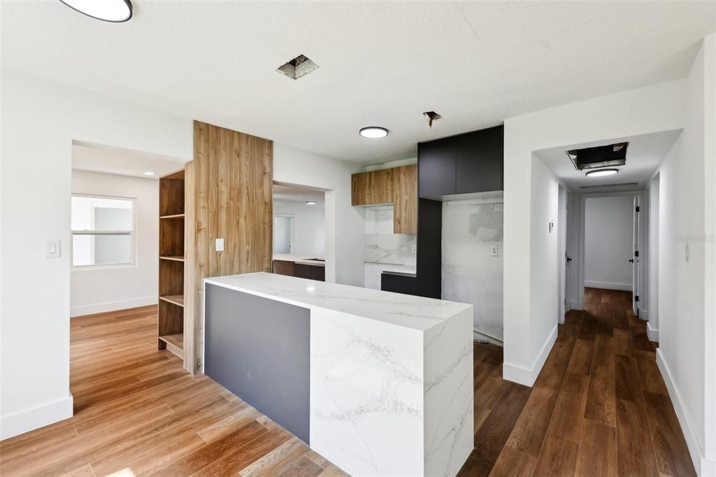 出租: $3,700 (5 贝兹, 3 浴室, 2132 平方英尺)