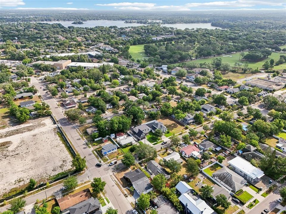 出租: $3,700 (5 贝兹, 3 浴室, 2132 平方英尺)