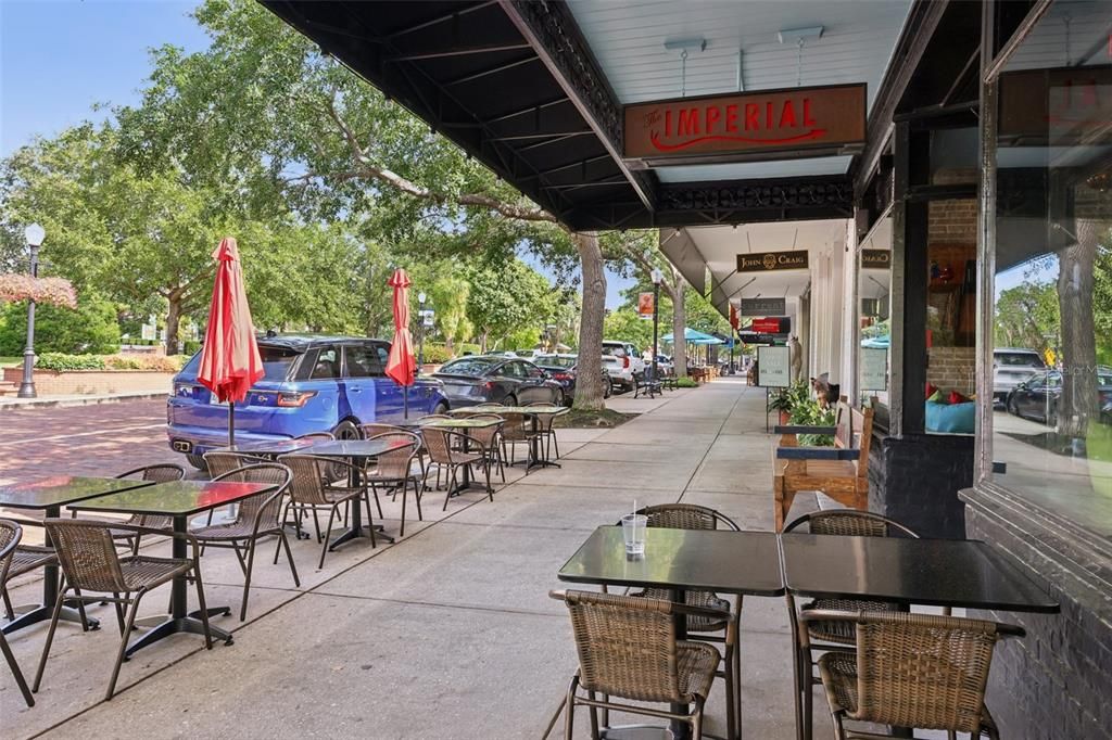 出租: $3,700 (5 贝兹, 3 浴室, 2132 平方英尺)