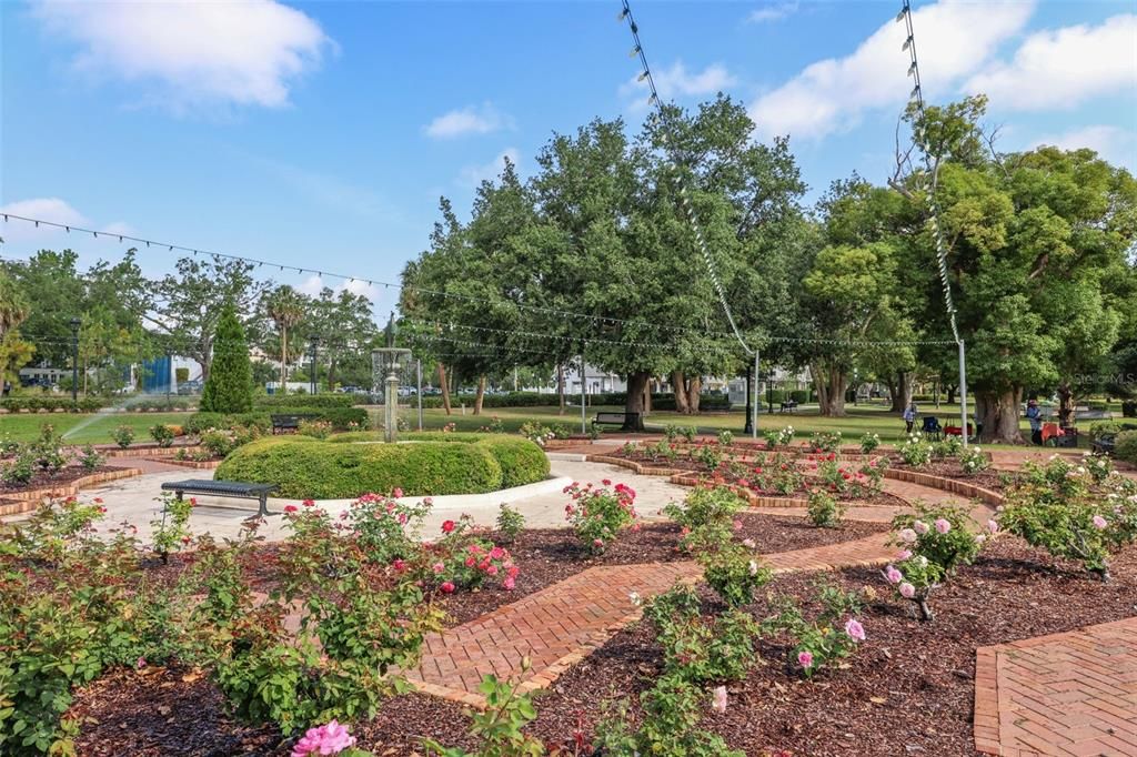 出租: $3,700 (5 贝兹, 3 浴室, 2132 平方英尺)