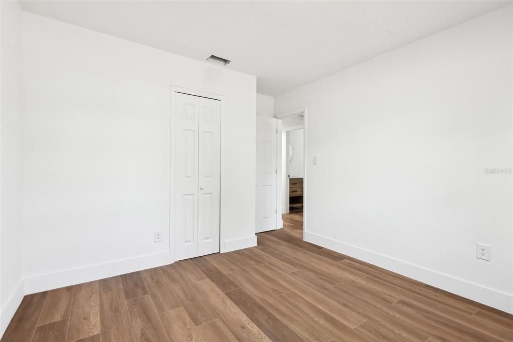 出租: $3,700 (5 贝兹, 3 浴室, 2132 平方英尺)