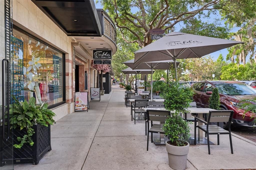 出租: $3,700 (5 贝兹, 3 浴室, 2132 平方英尺)