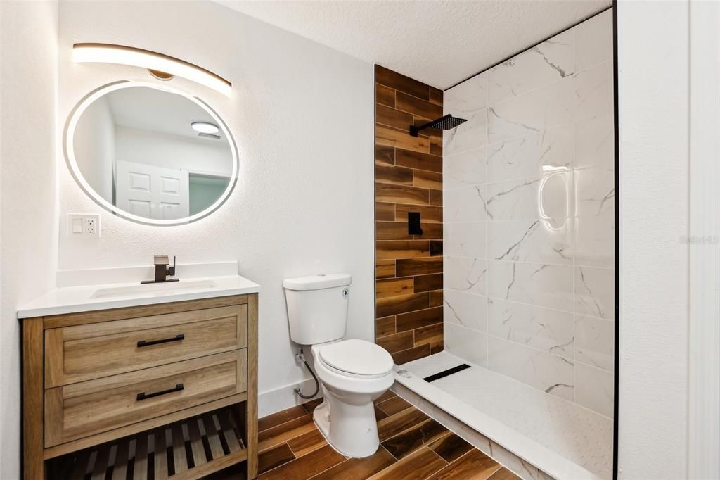 出租: $3,700 (5 贝兹, 3 浴室, 2132 平方英尺)