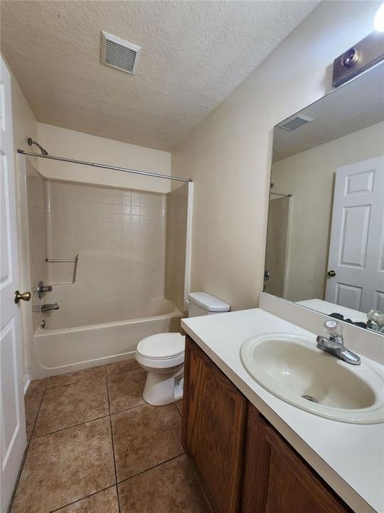 For Rent: $1,700 (3 beds, 2 baths, 1248 Square Feet)