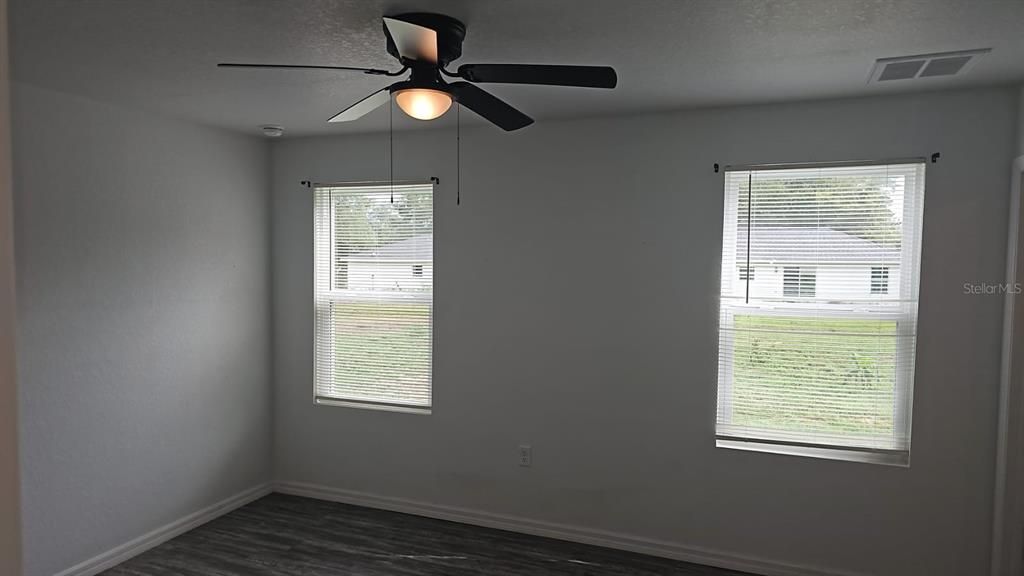 В аренду: $1,650 (3 спален, 2 ванн, 1079 Квадратных фут)