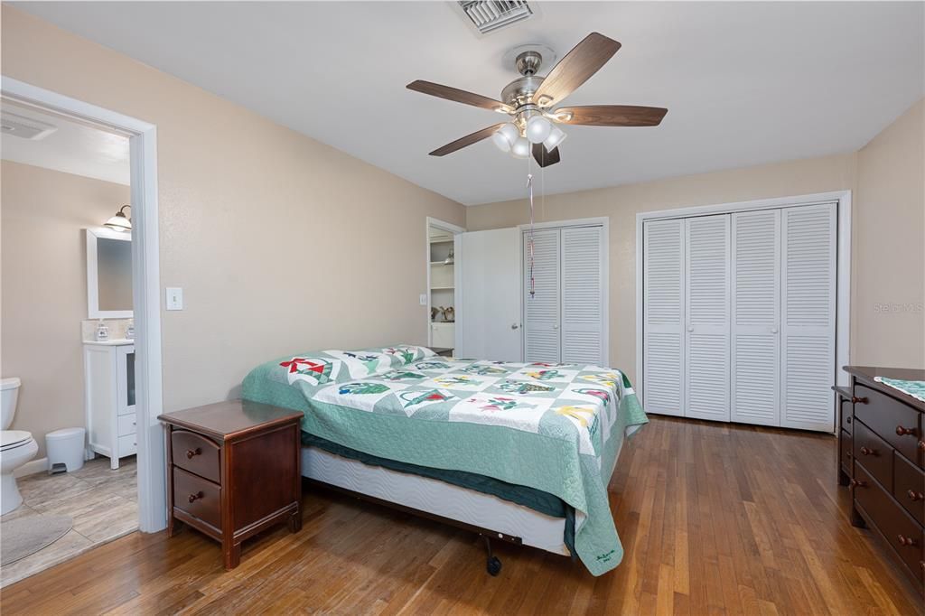 For Sale: $559,200 (4 beds, 3 baths, 2028 Square Feet)