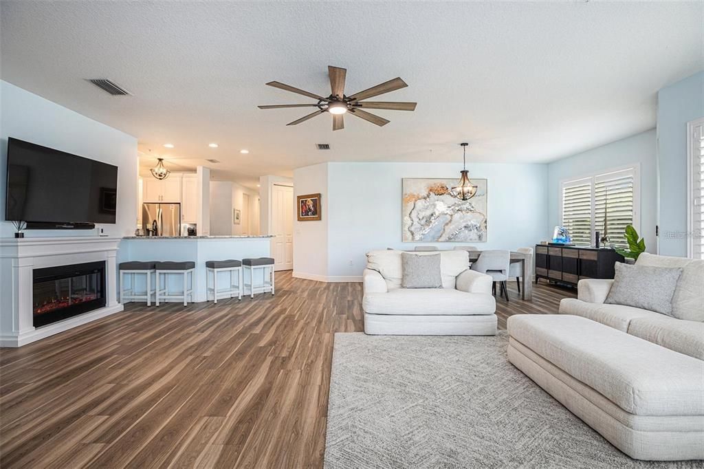 待售: $599,999 (3 贝兹, 2 浴室, 1854 平方英尺)