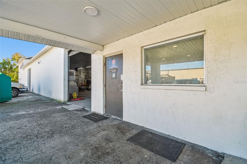 For Sale: $1,200,000 (0 beds, 0 baths, 6720 Square Feet)