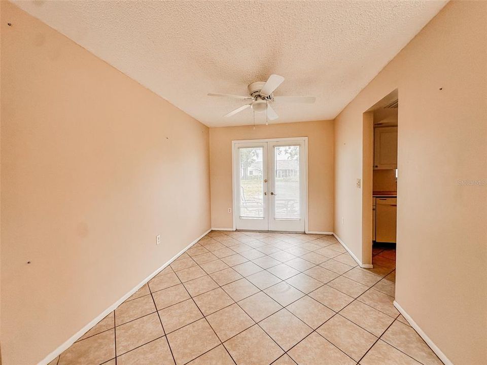 出租: $1,999 (3 贝兹, 2 浴室, 1498 平方英尺)