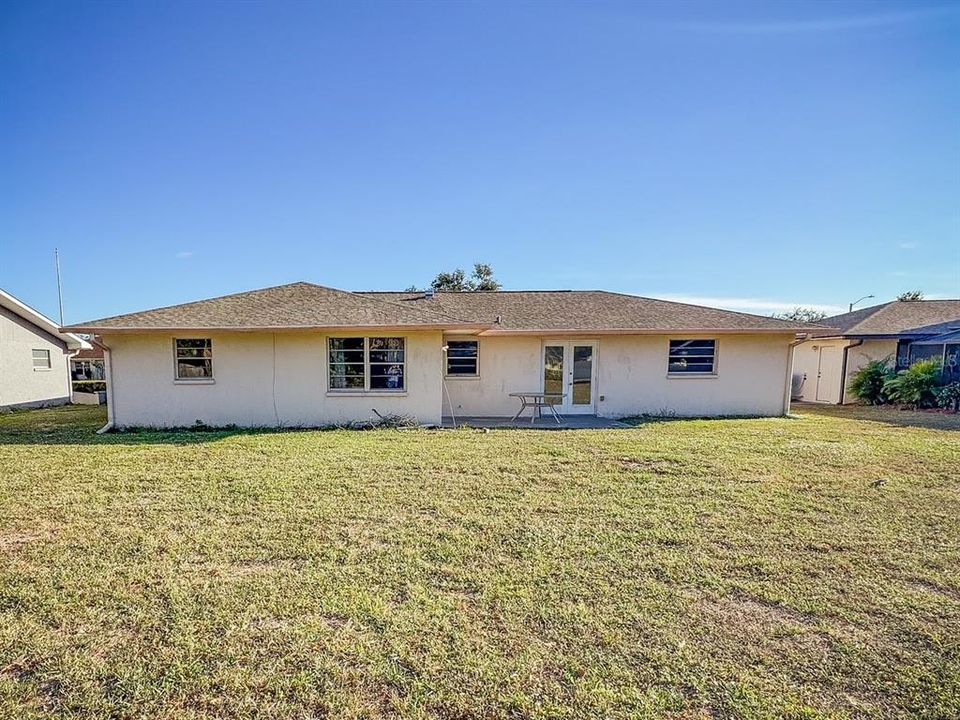 For Rent: $1,999 (3 beds, 2 baths, 1498 Square Feet)