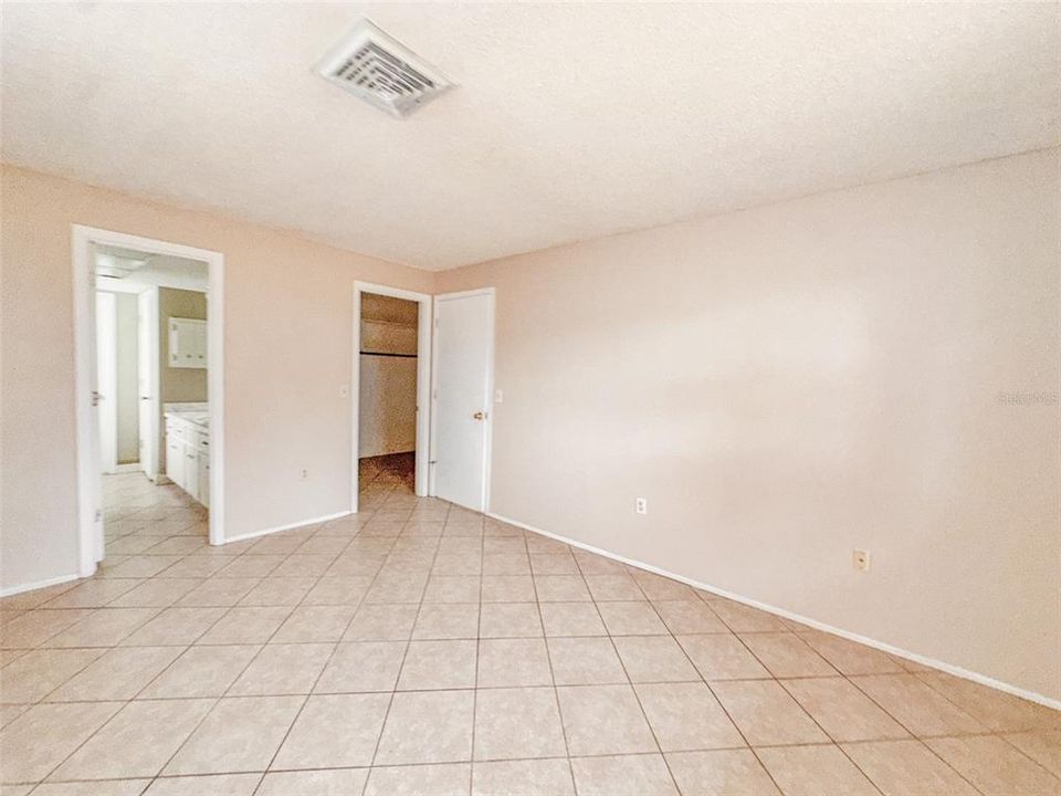 出租: $1,999 (3 贝兹, 2 浴室, 1498 平方英尺)