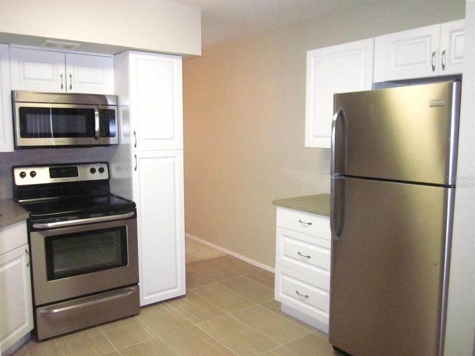 For Rent: $1,595 (2 beds, 2 baths, 1100 Square Feet)