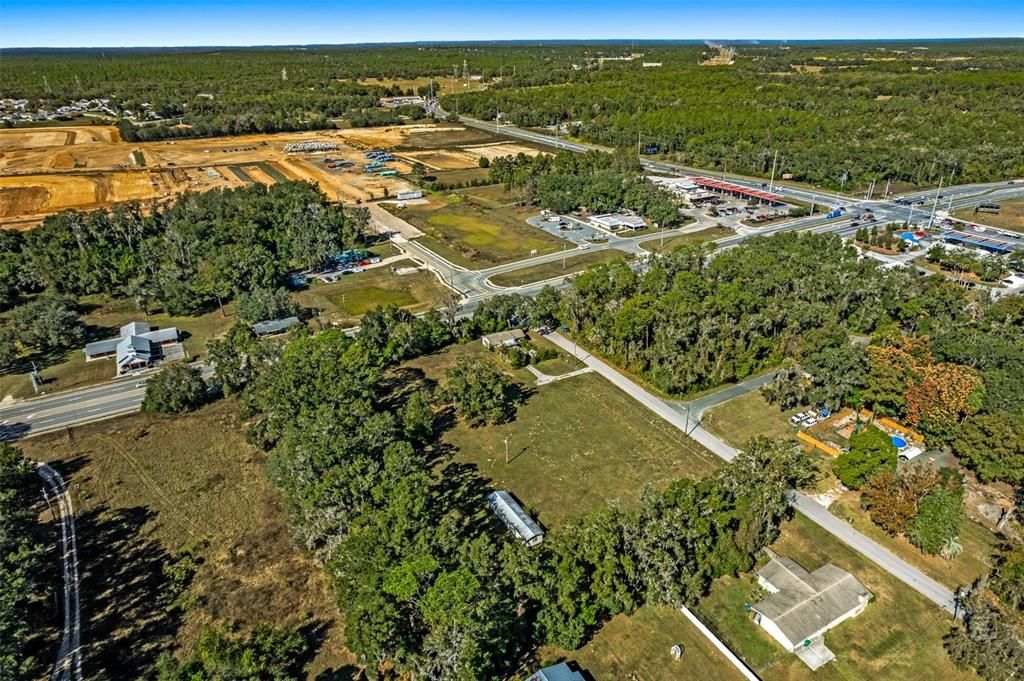 待售: $895,000 (1.59 acres)