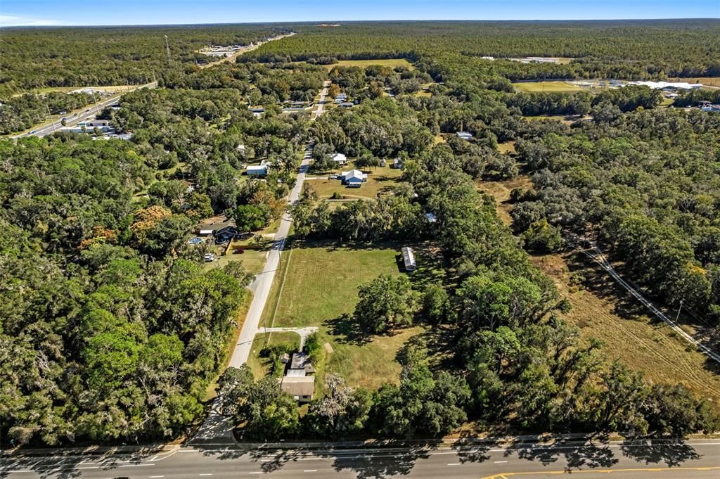 待售: $895,000 (1.59 acres)