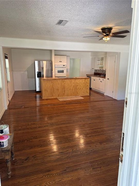 En Venta: $189,900 (2 camas, 1 baños, 1083 Pies cuadrados)