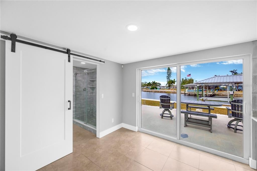 На продажу: $600,000 (2 спален, 2 ванн, 1592 Квадратных фут)