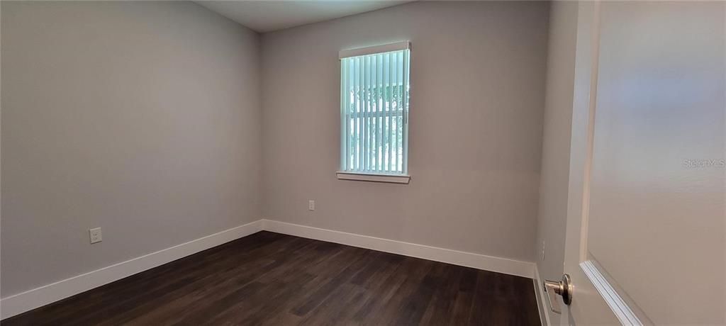 En Venta: $375,000 (4 camas, 2 baños, 1619 Pies cuadrados)