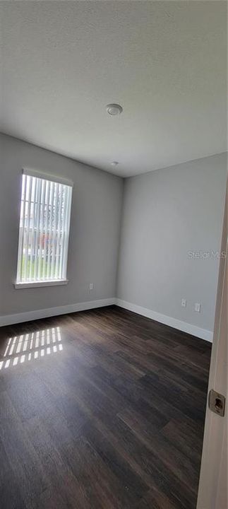 En Venta: $375,000 (4 camas, 2 baños, 1619 Pies cuadrados)