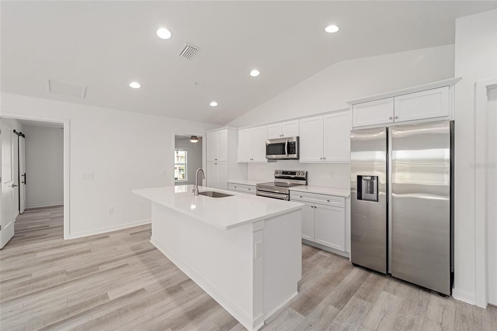 En Renta: $1,975 (3 camas, 2 baños, 1350 Pies cuadrados)