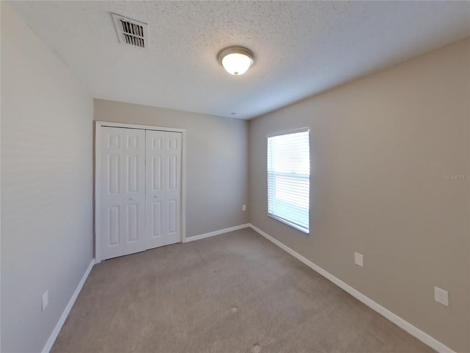 For Rent: $1,739 (4 beds, 2 baths, 1811 Square Feet)