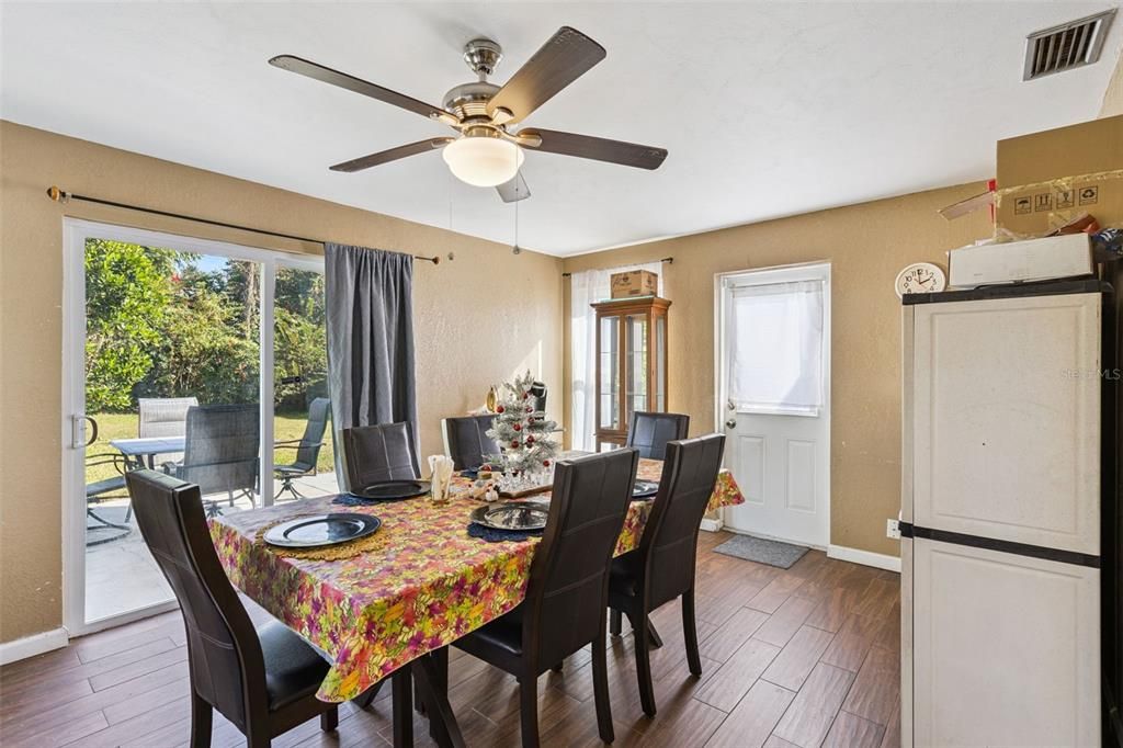 待售: $339,900 (3 贝兹, 2 浴室, 1662 平方英尺)