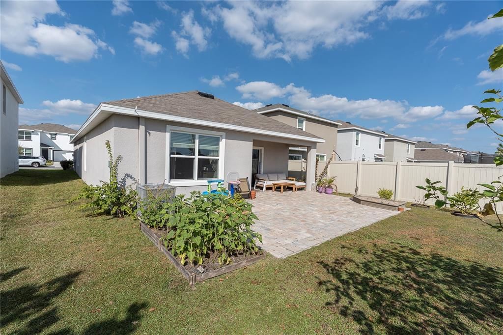 For Sale: $398,000 (3 beds, 2 baths, 1516 Square Feet)