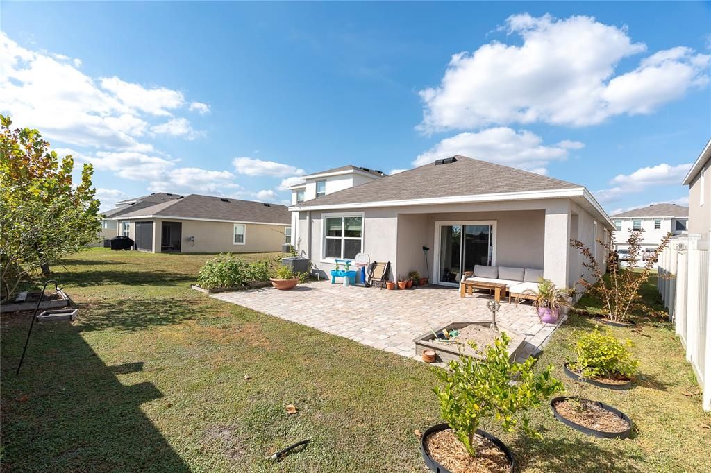 For Sale: $398,000 (3 beds, 2 baths, 1516 Square Feet)