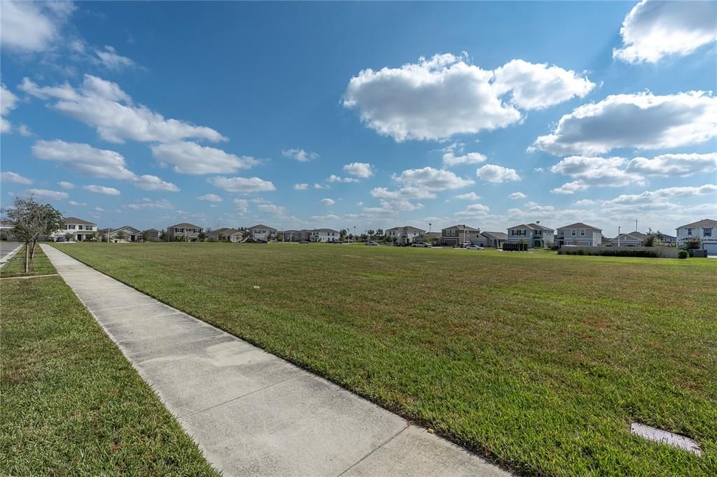 For Sale: $398,000 (3 beds, 2 baths, 1516 Square Feet)
