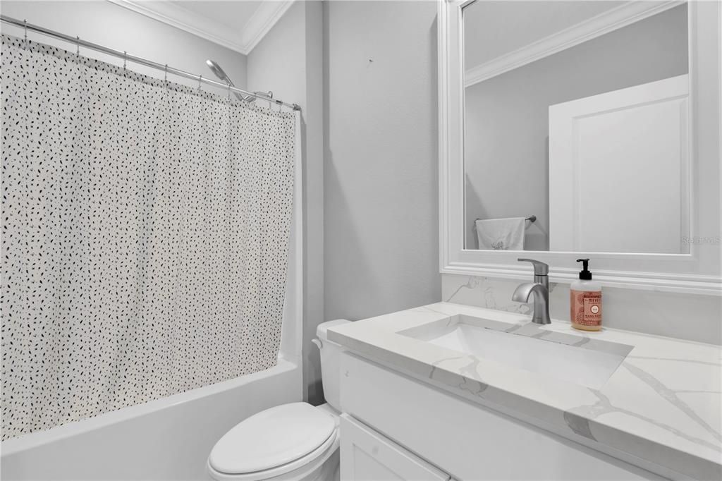 For Sale: $398,000 (3 beds, 2 baths, 1516 Square Feet)