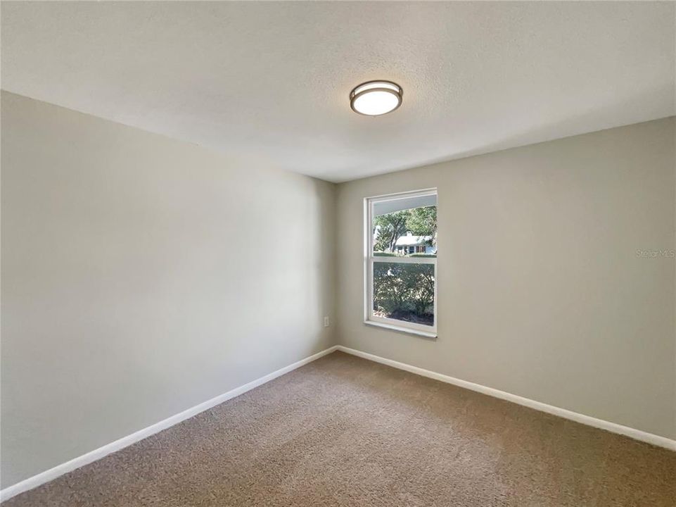 待售: $297,000 (4 贝兹, 3 浴室, 1880 平方英尺)