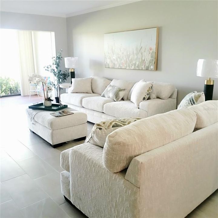 В аренду: $2,000 (2 спален, 2 ванн, 1274 Квадратных фут)