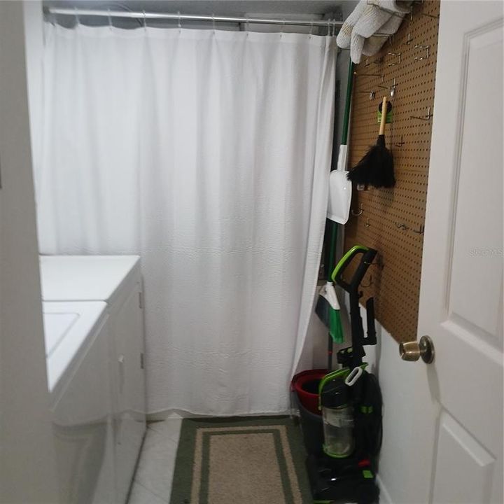 В аренду: $2,000 (2 спален, 2 ванн, 1274 Квадратных фут)