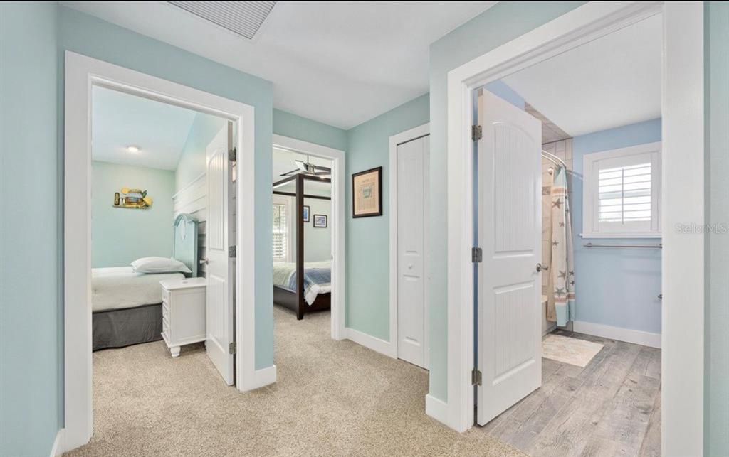 En Venta: $739,999 (3 camas, 2 baños, 2292 Pies cuadrados)