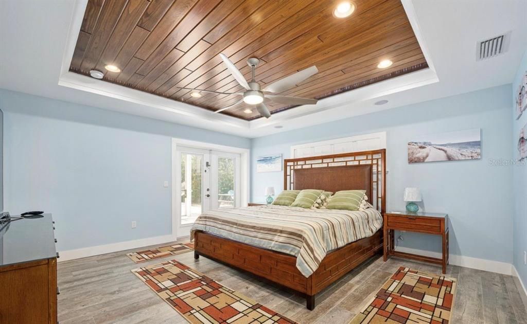 En Venta: $739,999 (3 camas, 2 baños, 2292 Pies cuadrados)