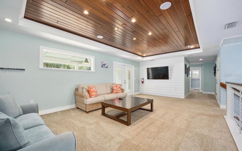 En Venta: $739,999 (3 camas, 2 baños, 2292 Pies cuadrados)