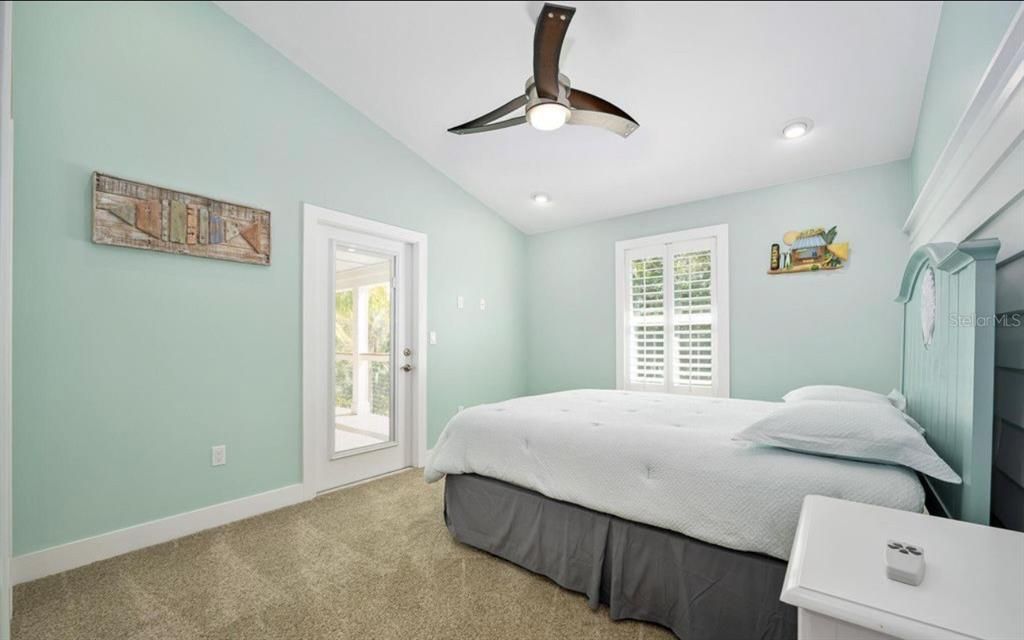 En Venta: $739,999 (3 camas, 2 baños, 2292 Pies cuadrados)