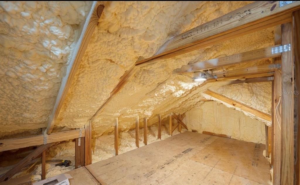 En Venta: $739,999 (3 camas, 2 baños, 2292 Pies cuadrados)