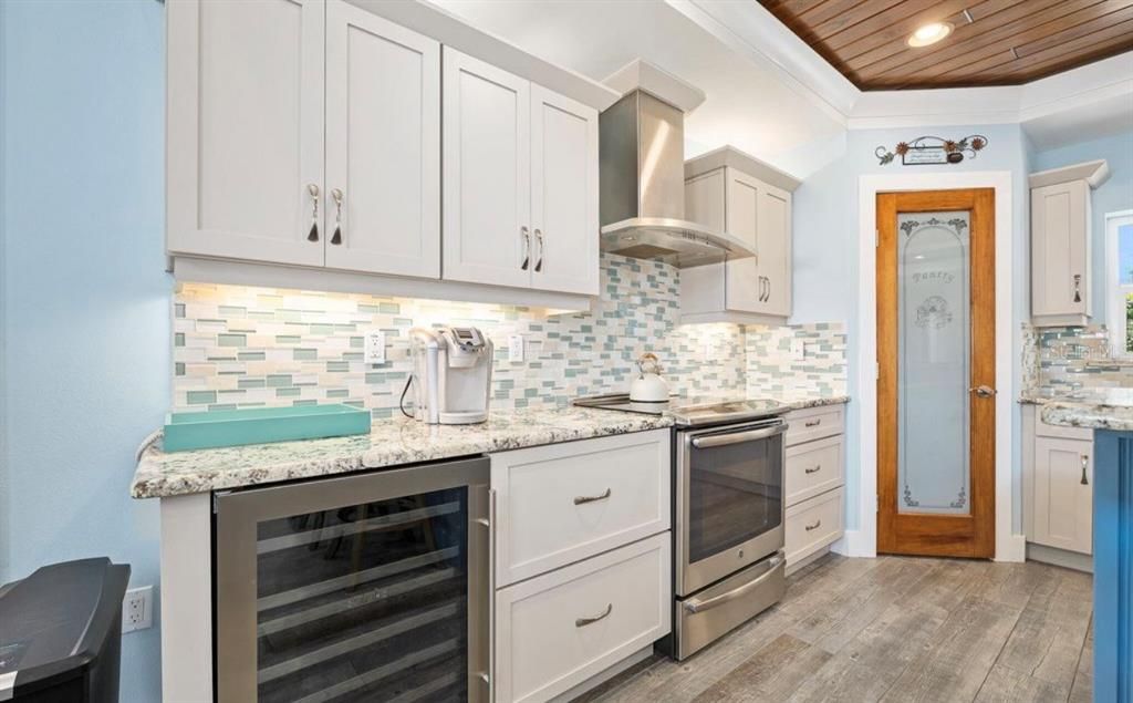 En Venta: $739,999 (3 camas, 2 baños, 2292 Pies cuadrados)