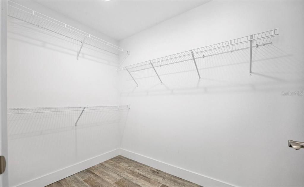 En Venta: $739,999 (3 camas, 2 baños, 2292 Pies cuadrados)