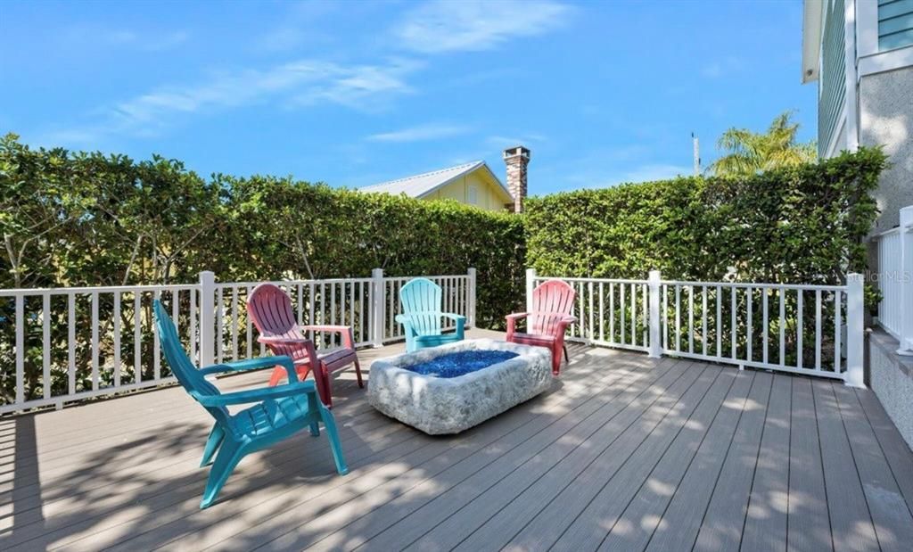 En Venta: $739,999 (3 camas, 2 baños, 2292 Pies cuadrados)