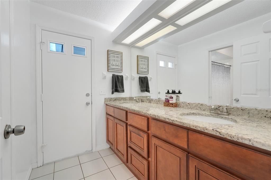Active With Contract: $475,000 (4 beds, 2 baths, 2467 Square Feet)