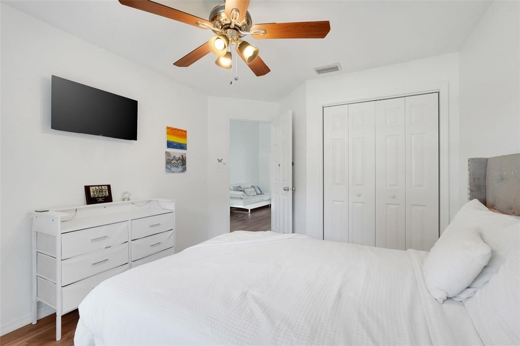 Active With Contract: $475,000 (4 beds, 2 baths, 2467 Square Feet)